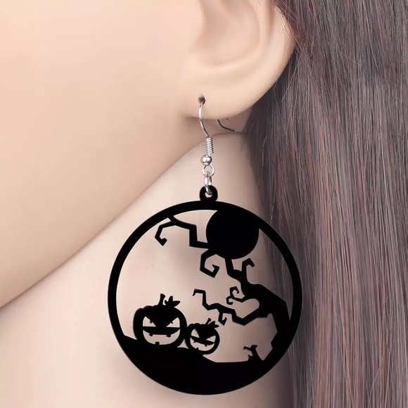 Pumpkin Scene Acrylic Earrings - Picture 3 of 4